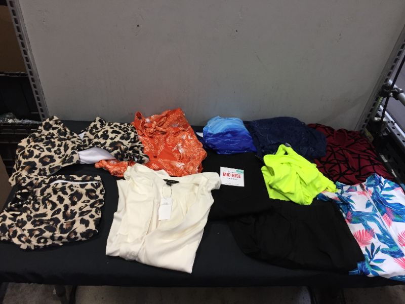 Photo 1 of FINAL SALE--- MISCELLANEOUS WOMEN'S CLOTHING (VARIOUS DIFFERENT SIZES AND STYLES)