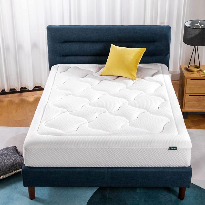 Photo 1 of ZINUS 10 Inch Cloud Memory Foam Mattress / Pressure Relieving / Bed-in-a-Box / CertiPUR-US Certified, Twin
