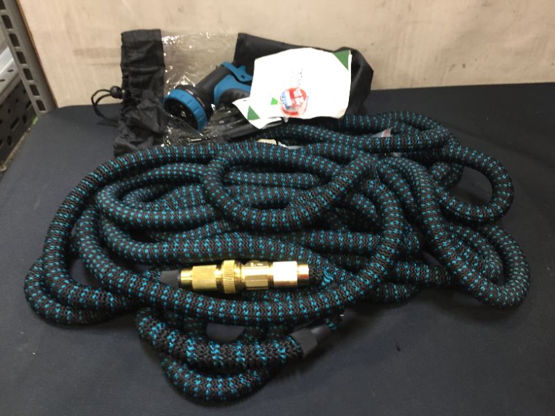 Photo 2 of 100 Ft Expandable Garden Hose, Extra Strength No-Kink, Lightweight Durable Flexible Expanding Water Hose Pipe, 9 Function Spray Nozzle, 3/4 Solid Brass Connectors, Holder, Storage Bag
