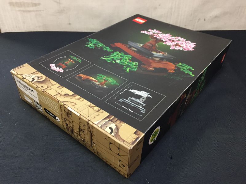 Photo 3 of LEGO Bonsai Tree Building Kit 10281




