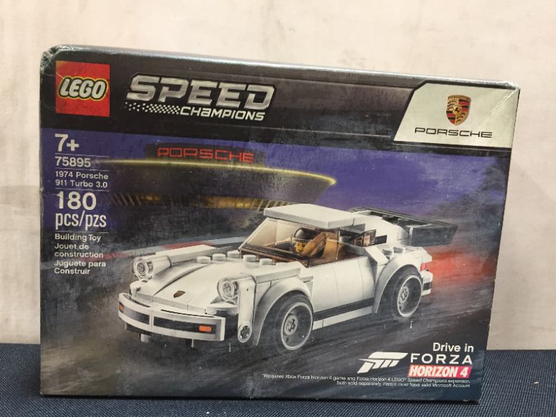 Photo 3 of LEGO Speed Champions 1974 Porsche 911 Turbo 3.0 Building Kit 75895
