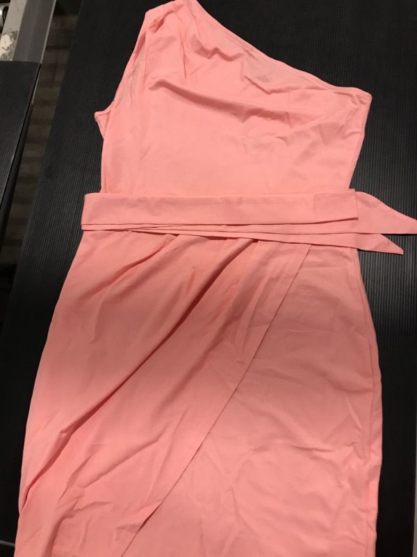 Photo 1 of [Size L] Solid Color One-Shoulder Sleeveless Tie Dress Short Skirt [Salmon]