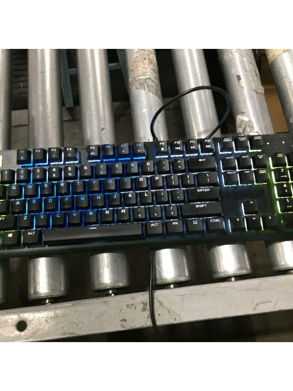 Photo 5 of Corsair K60 RGB Pro SE Mechanical Gaming Keyboard 