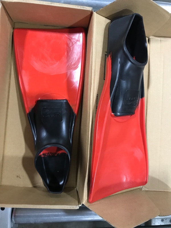 Photo 1 of FINIS Long Floating Fin 9-11 Black and Red (Euro 42-44)
