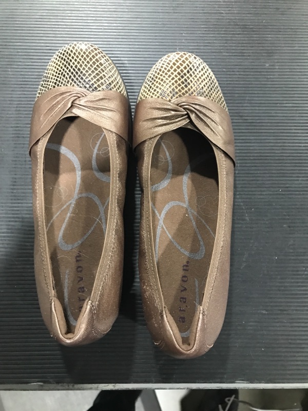 Photo 2 of Aravon Women's Andrea-AR Ballet Flat / Size 8.5