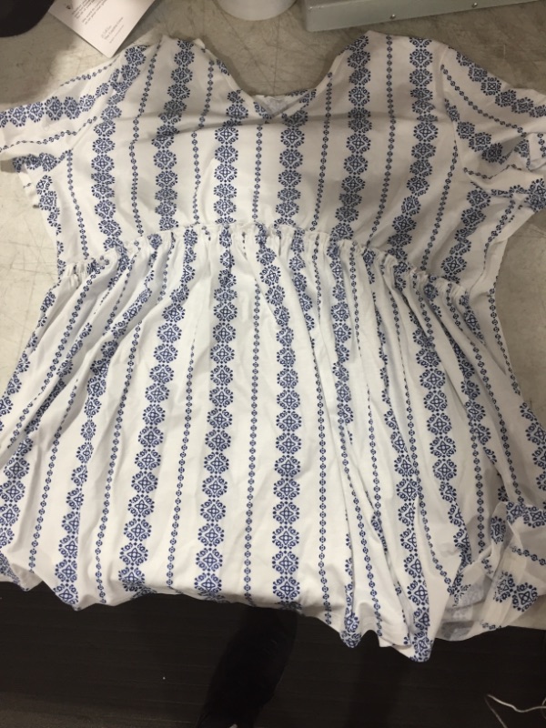 Photo 1 of WOMENS SHORT DRESS WHITE/BLUE XL