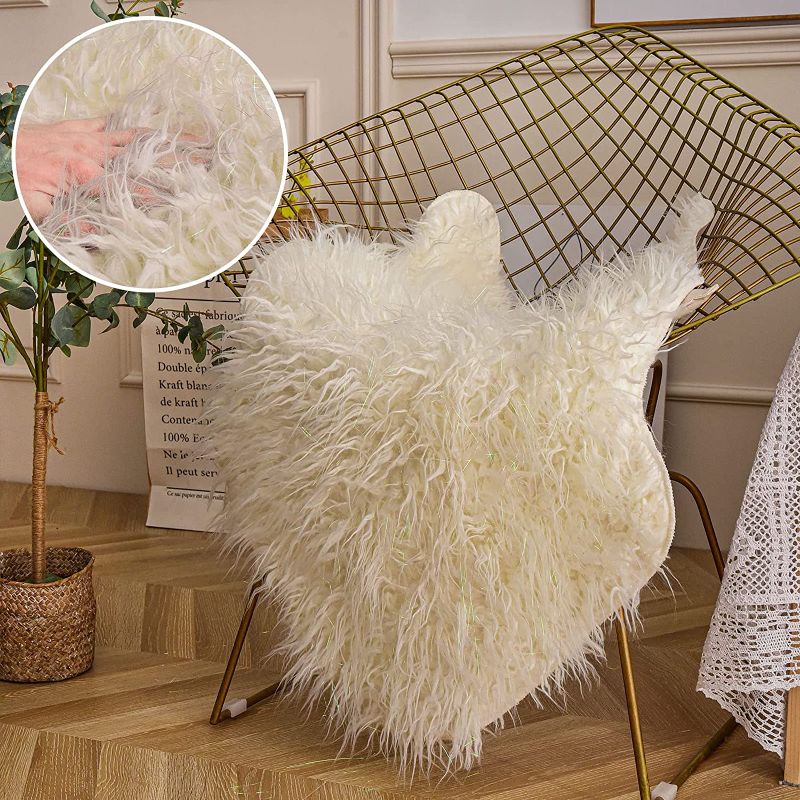 Photo 1 of A Nice Night Shaggy Fluffy Curly Texture Faux Fur Area Rug,with Twinkle Glitter Tinsel Fur Like Wool Carpet Rugs, for Nursery Rug, Sofa, Chair Couch Cover, Bed Side Plush Carpets (2 x 3 ft, White)
