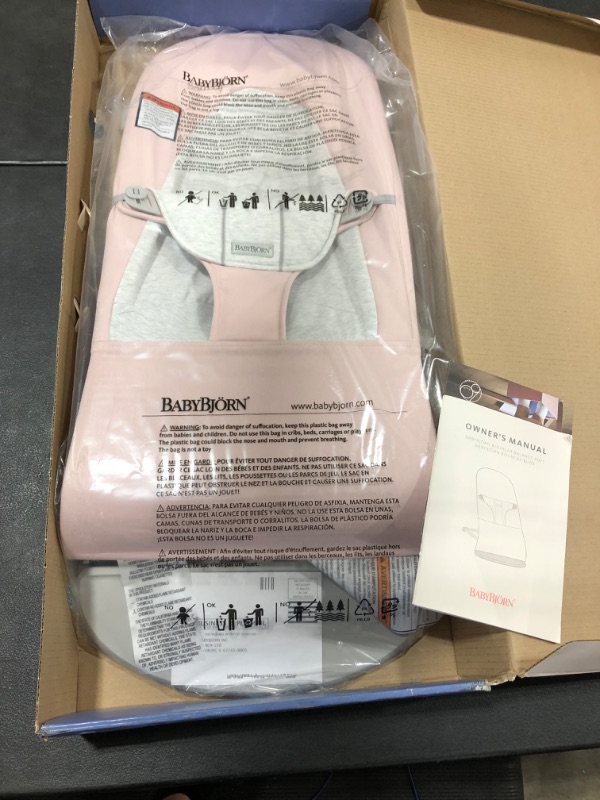 Photo 3 of BabyBjorn Bouncer Balance Soft, Light Grey Frame, Cotton /Jersey Light Pink Gray