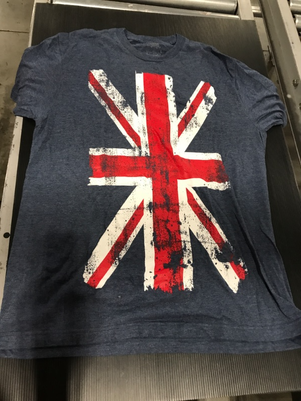 Photo 2 of [Size L] Men's British Flag UK Graphic Tee