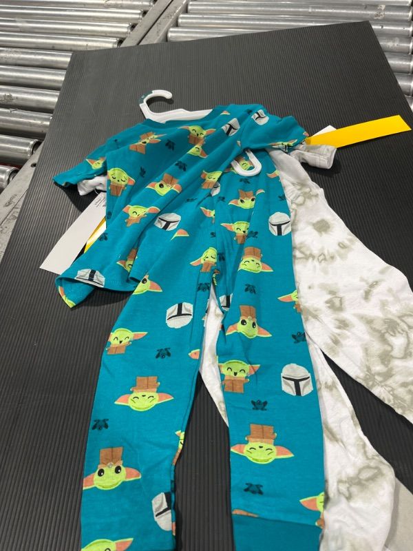 Photo 4 of Toddler Boys' 4pc Star Wars Baby Yoda Snug Fit Pajama Set