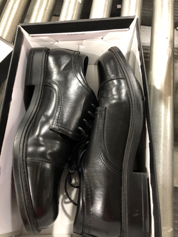 Photo 1 of Generic mens black dress shoes size 9 