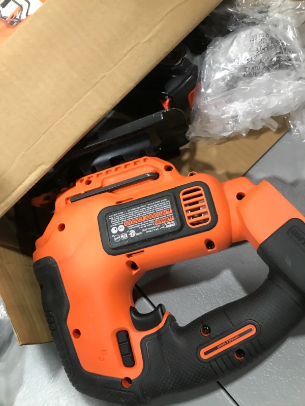 Photo 2 of 20-Volt MAX Lithium-Ion Cordless Jigsaw with 1.5 Ahr Battery and Charger