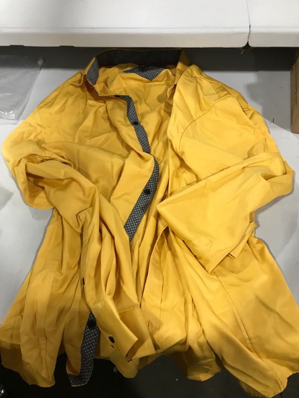 Photo 1 of YELLOW BUTTON UP 3XL