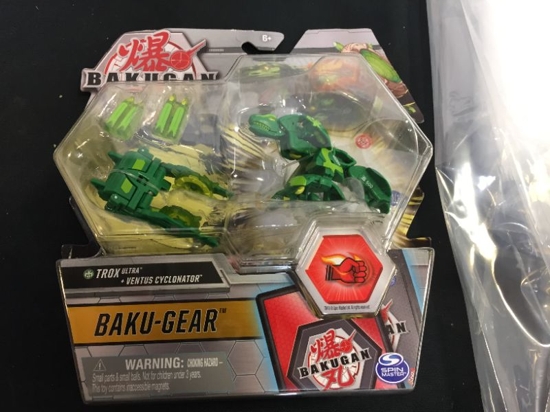 Photo 2 of Bakugan Ultra, Trox with Transforming Baku-Gear, Armored Alliance 3-inch Tall Collectible Action Figure
