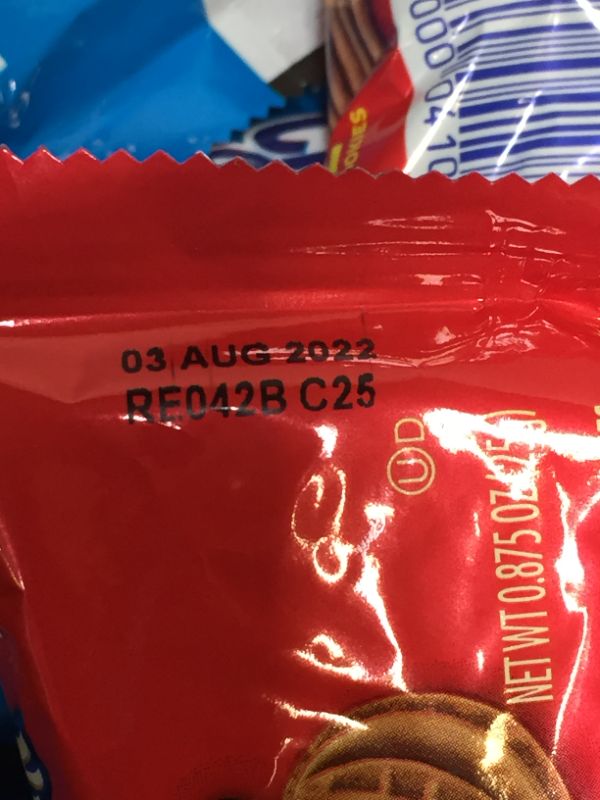 Photo 4 of OREO Original, OREO Golden, CHIPS AHOY! & Nutter Butter Cookie Snacks Variety Pack, School Lunch Box Snacks, 56 Snack Packs (2 Cookies Per Pack). EXP 08/03/22
