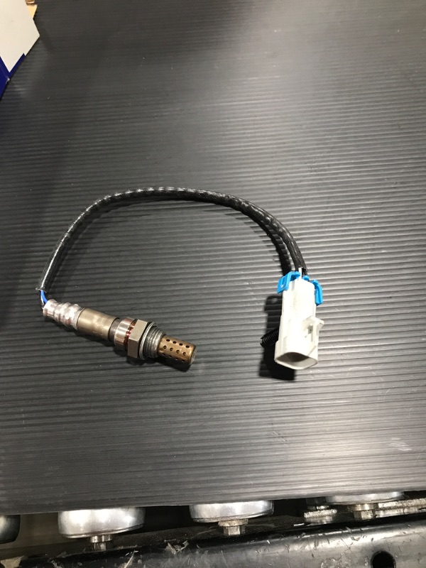 Photo 2 of 2016 GMC Sierra ACDelco Oxygen Sensor, GM Original Equipment Oxygen Sensor - Upstream Right - P/N 12659516
