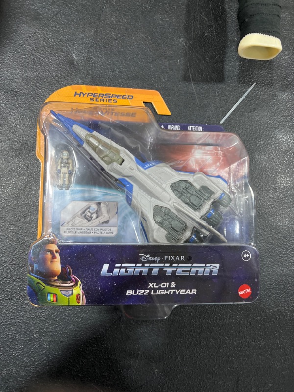 Photo 2 of Disney and Pixar Lightyear Hyperspeed Series Xl-01 & Buzz Lightyear
