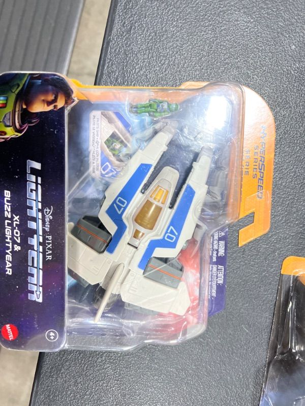 Photo 2 of Disney and Pixar Lightyear Hyperspeed Series Xl-07 & Buzz Lightyear
