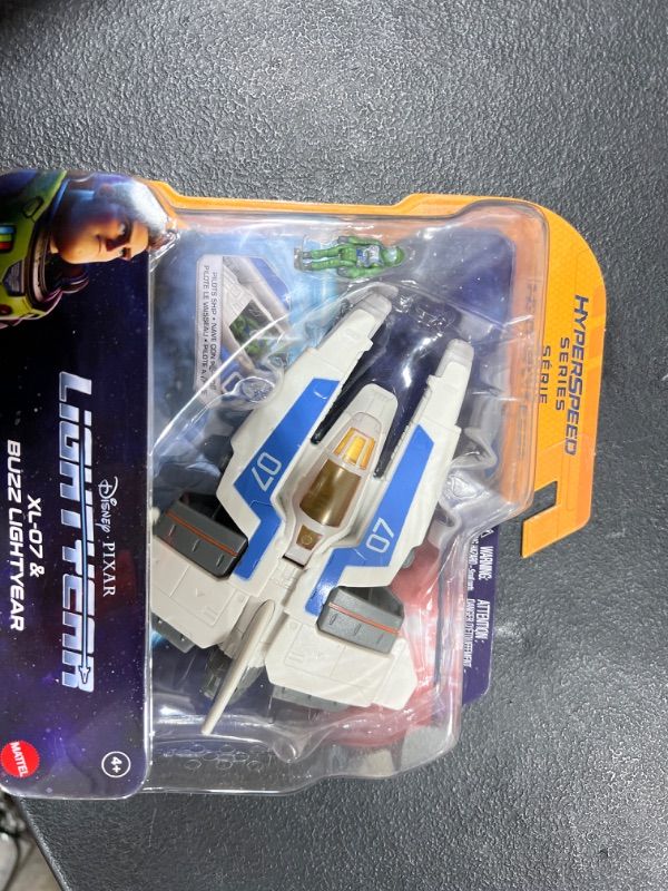 Photo 2 of Disney and Pixar Lightyear Hyperspeed Series Xl-07 & Buzz Lightyear
