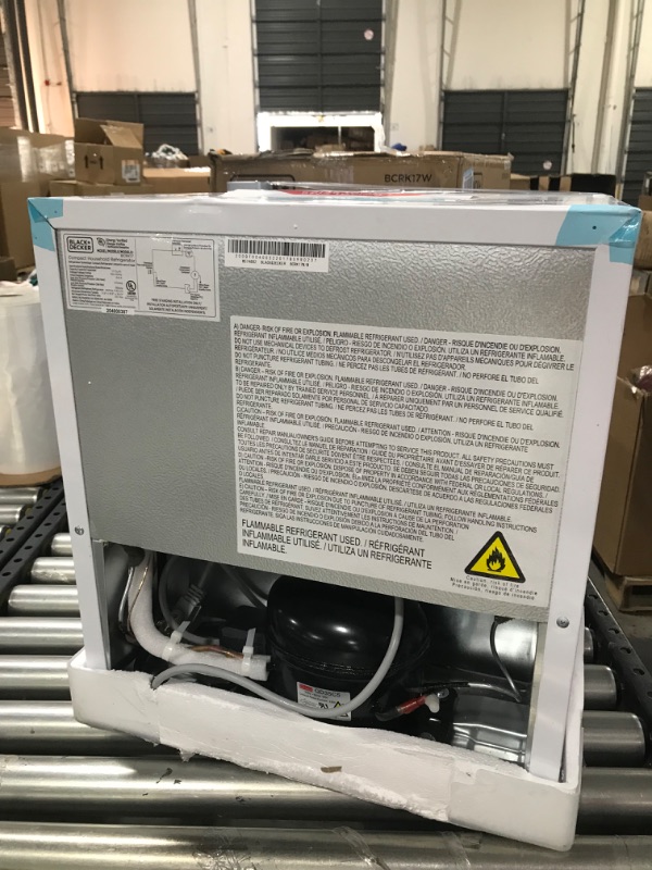 Photo 1 of Black+decker Bcrk17w 1.7 Cu. Ft. Energy Star Refrigerator With Freezer, White|
~~FACTORY SEALED~~
@@@BRAND NEW@@@