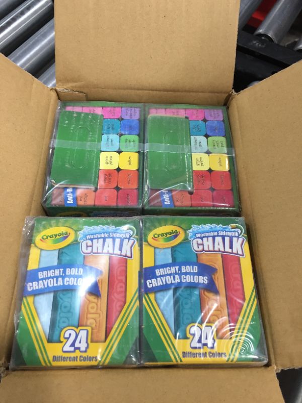 Photo 2 of 4 pack Crayola 24ct Washable Sidewalk Chalk - Bold Colors

