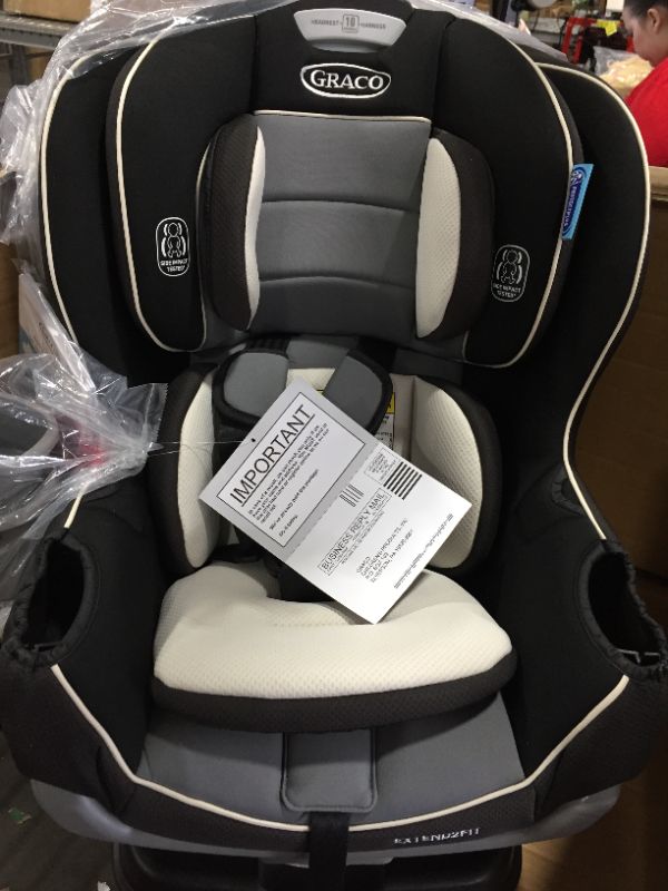 Photo 2 of Graco Extend2Fit Convertible Car Seat, Ride Rear Facing Longer with Extend2Fit, Gotham
