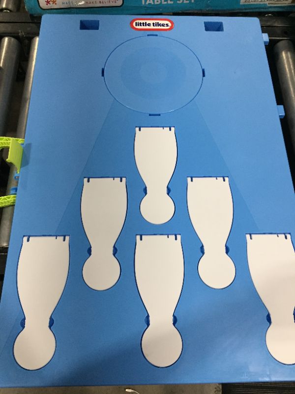 Photo 1 of Little Tikes 5-in-1 Cornhole Game Set

