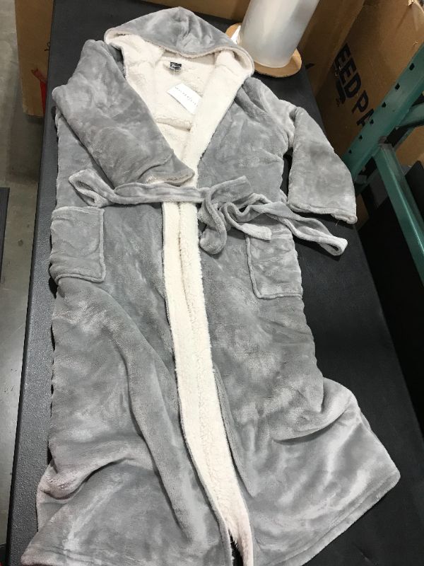 Photo 3 of [Size Small/Medium] Silver Lilly Womens Sherpa Lined Fleece Robe with Hood - Full Length Warm Plush Luxury Bathrobe [Grey]