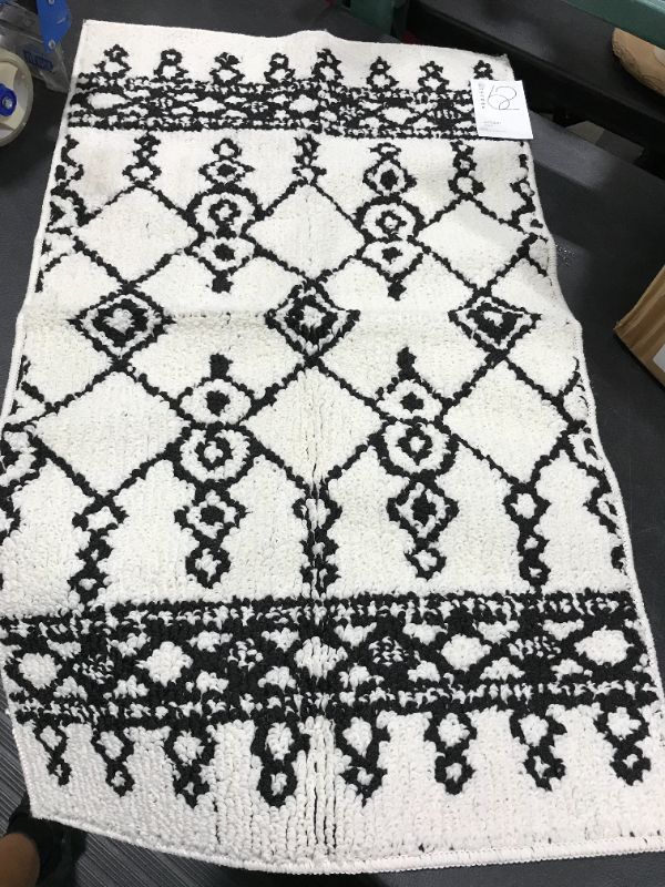 Photo 3 of 1'8"x'2'10" Easy Care Geometric Rug - Project 62™

