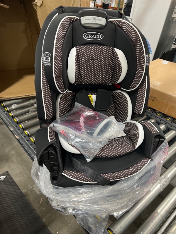 Photo 2 of Graco 4ever DLX 4-in-1 Convertible Car Seat - Zagg