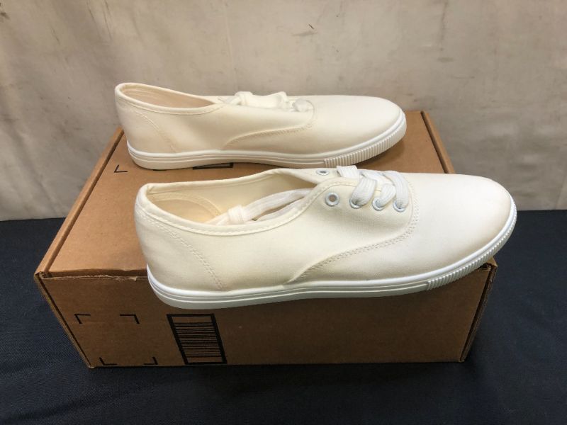 Photo 1 of girl- white shoes size 9/40