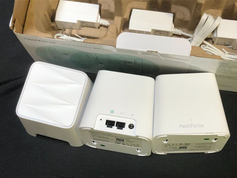 Photo 7 of Meshforce Mesh WiFi System M3s Suite - Up to 6,000 sq. ft. Whole Home Coverage - Gigabit WiFi Router Replacement - Mesh Router for Wireless Internet (3 Pack)
