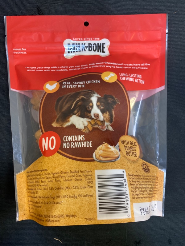 Photo 3 of Milk-Bone Gnaw Bones Long Lasting and Rawhide Free Dog Treats, Peanut Butter & Chicken, Small/Medium Knotted Bones
