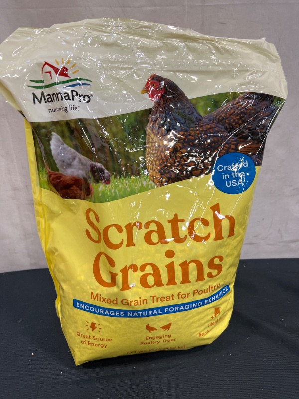 Photo 2 of Manna Pro Scratch Grains Chicken Scratch 10 lb
