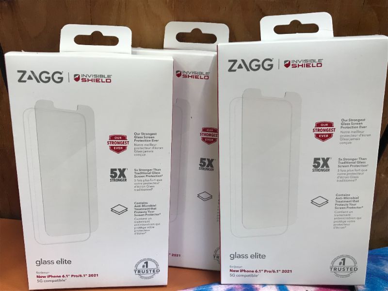 Photo 1 of ZAGG InvisibleShield Glass Elite Screen Protector Compatible 6.1" Pro/6.1 2021---3 pack 

