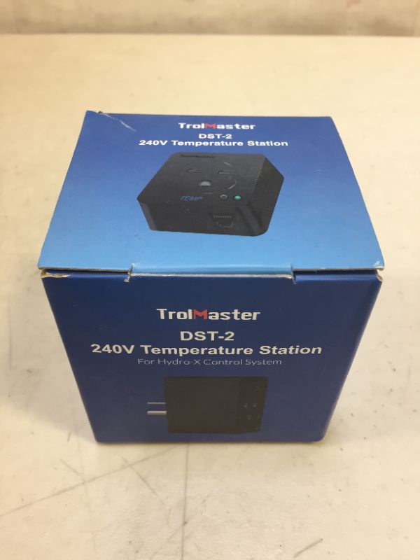 Photo 1 of TrolMaster Hydro-X Humidity Device Station 240v
