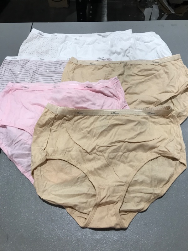Photo 1 of 6 pack hanes underwear, size XL.