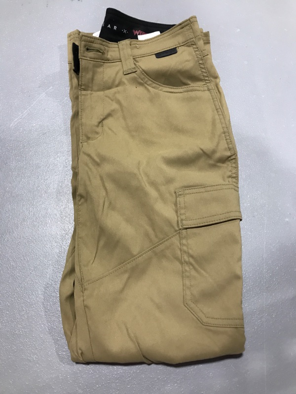 Photo 1 of ATG by Wrangler Women's Cargo Convertible Bootcut Pant, size 6 avg.
