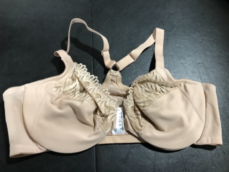 Photo 1 of BEIGE FRONT CLIP BRA SIZE 40C 