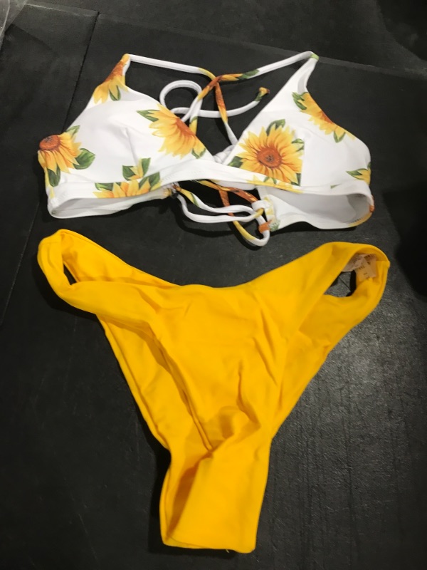 Photo 1 of 2 PIECE ZAFUL SWIMSUIT SIZE M/6