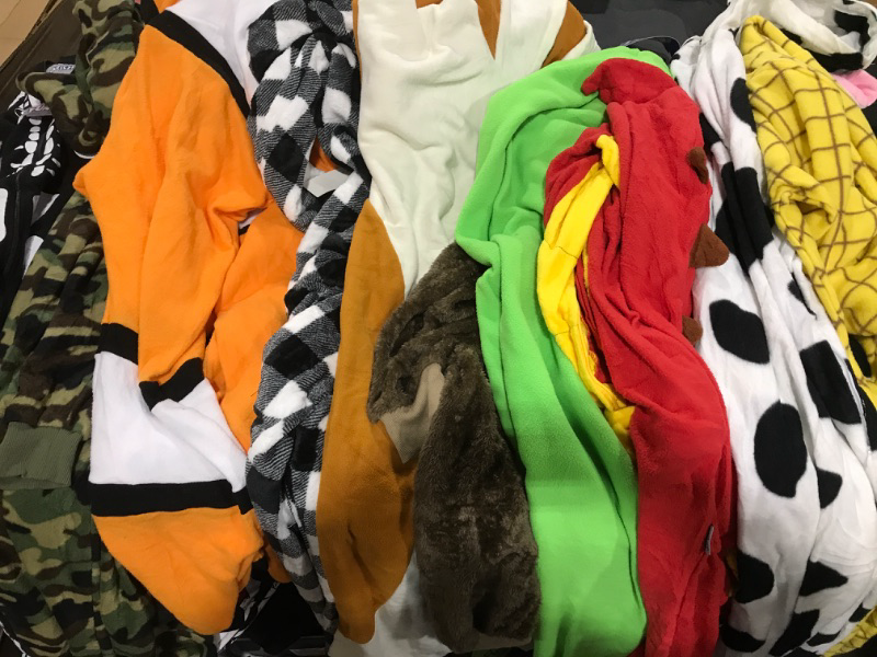Photo 1 of BOX SLOT ONESIES 10