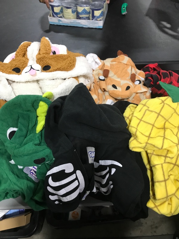 Photo 1 of BOX SLOT ONESIES 10