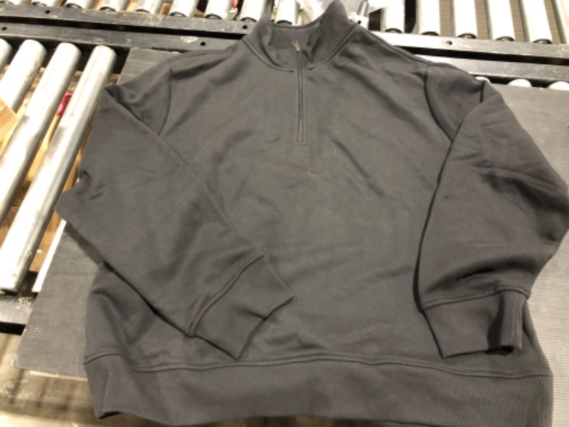 Photo 2 of Amazon Essentials Men's Long-Sleeve Quarter-Zip Fleece Sweatshirt XX-Large Black--USED--HAS PET HAIR 