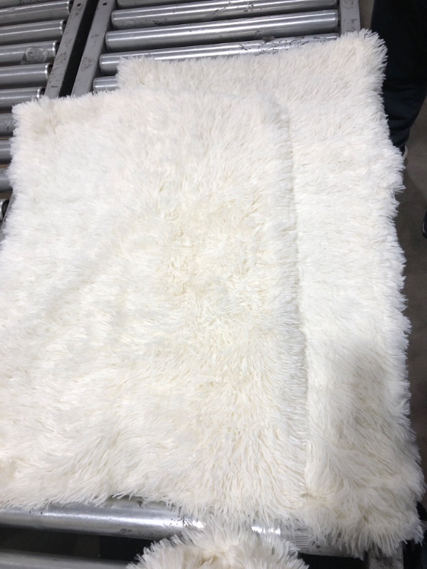 Photo 2 of [Size King] LUOYUAN JOYPOINT Plush Shaggy Long fur Duvet Cover Set Luxury Ultra Soft (Light Beige, King) 