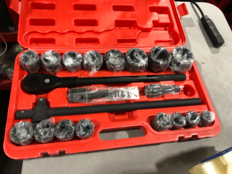 Photo 2 of VEVOR Impact Socket Set 3/4 Inches 21 Piece Standard Impact Sockets, Socket Assortment 3/4 Inches Drive Socket Set Impact Standard SAE Sizes 3/4 Inches to 2 Inches Includes Adapters and Ratchet Handle