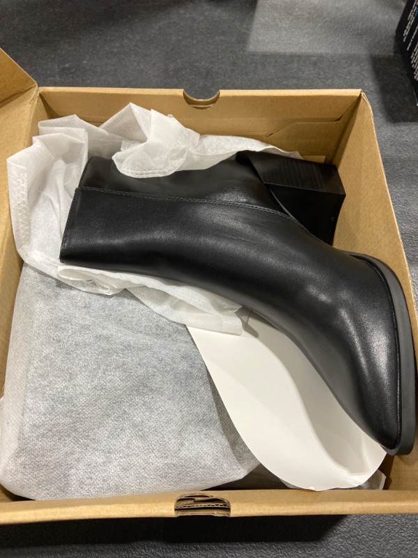 Photo 1 of Coutgo Womens Ankle Boots Pointed Toe Back Zipper Slip on Chunky Block Mid Heel Booties
SIZE 7 