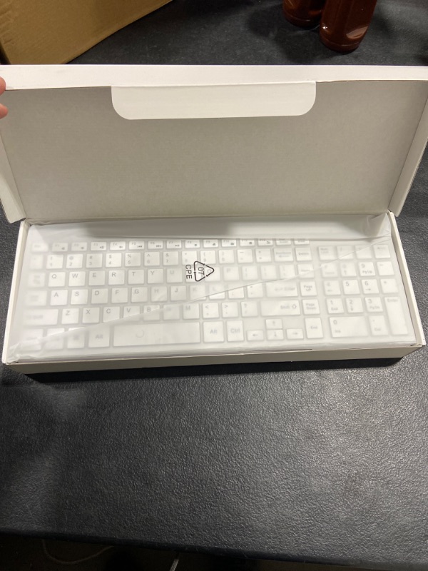 Photo 2 of J JOYACCESS Wireless Keyboard-Grey