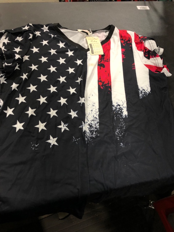 Photo 1 of AMERICA SHIRT  LARGE 