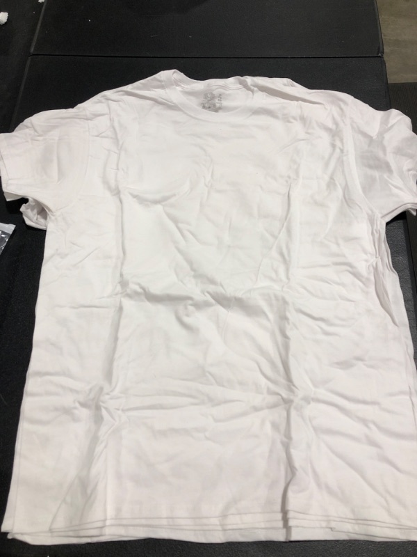 Photo 1 of 4 PACK MEN'S FRUIT OF THE LOOM T-SHIRTS. WHITE. SIZE XL. 