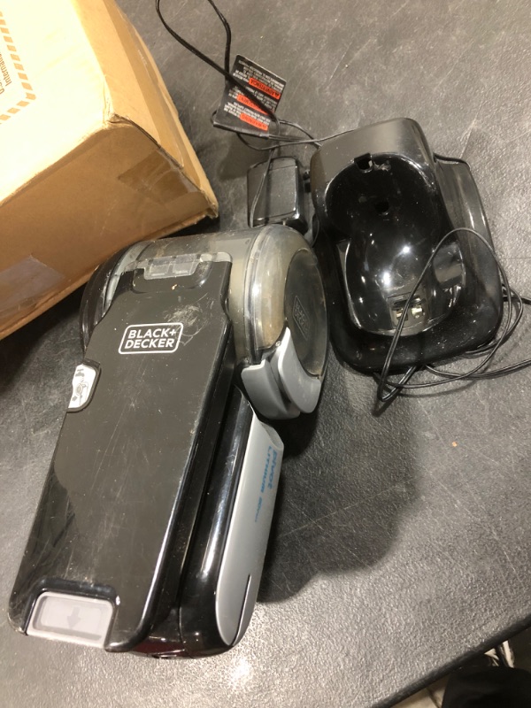 Photo 2 of BLACK+DECKER 20V Max Handheld Vacuum, Cordless, Grey (BDH2000PL)
